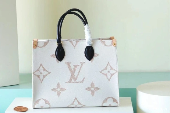 ONTHEGO MM VUITTON LOUIS 0509
